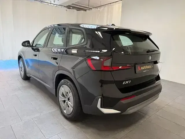 Gebraucht BMW iX1 Performance 230 kW (313 PS) 2023 Schwarz SUV