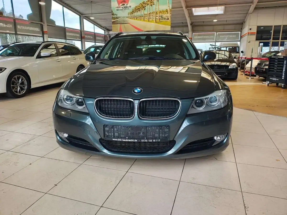 Gebraucht BMW 320 Efficient Dynamics 163 PS (119 kW) 2011 Grün Kombi