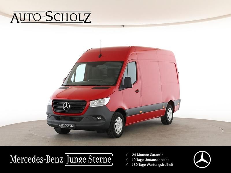 Gebraucht Mercedes Sprinter 170 PS (125 kW) 2023 Rot Van