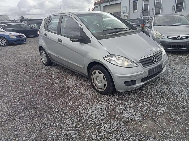 Gebraucht Mercedes A150 95 PS (69 kW) 2007 Polarsilber  metalliclack Kleinwagen