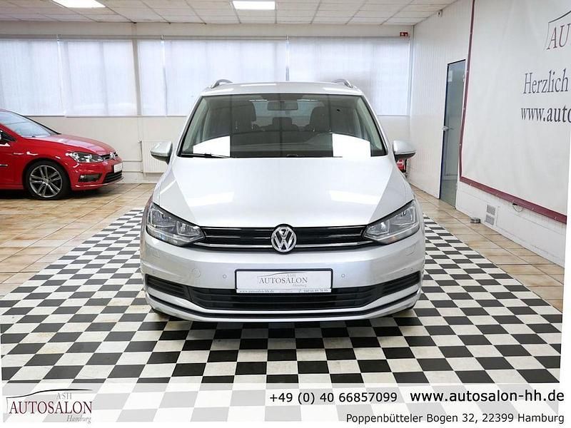 Gebraucht VW Touran Trendline 110 PS (80 kW) 2016 Silber Van / Kleinbus