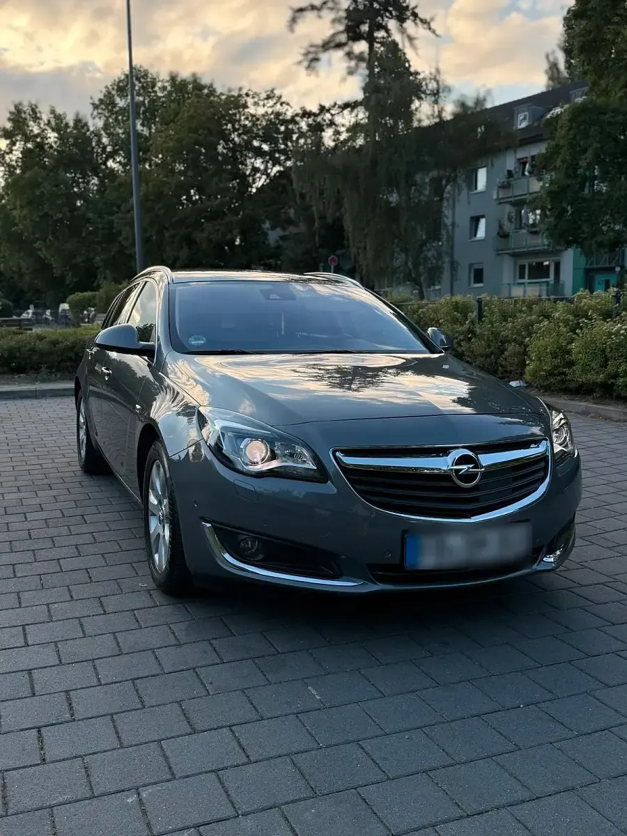 Gebraucht Opel Insignia Sport 170 PS (125 kW) 2017 Grau Kombi