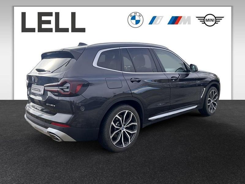 Gebraucht BMW X3 Sport Line 184 PS (135 kW) 2022 Grau SUV
