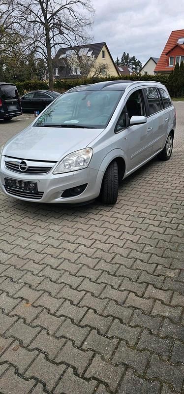Gebraucht Opel Zafira 150 PS (110 kW) 2008 Grau Van / Kleinbus