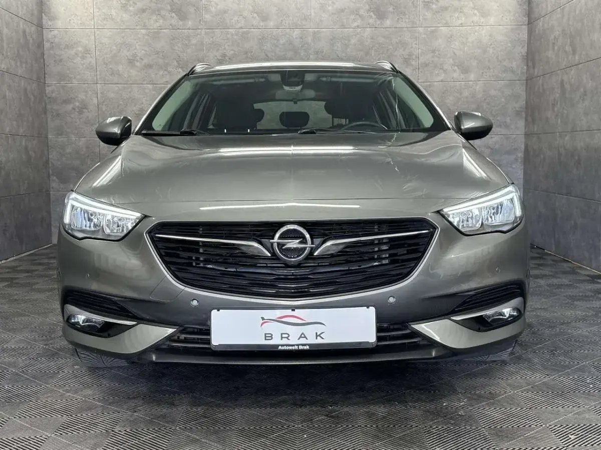 Gebraucht Opel Insignia 110 PS (80 kW) 2018 Quarz grau Kombi