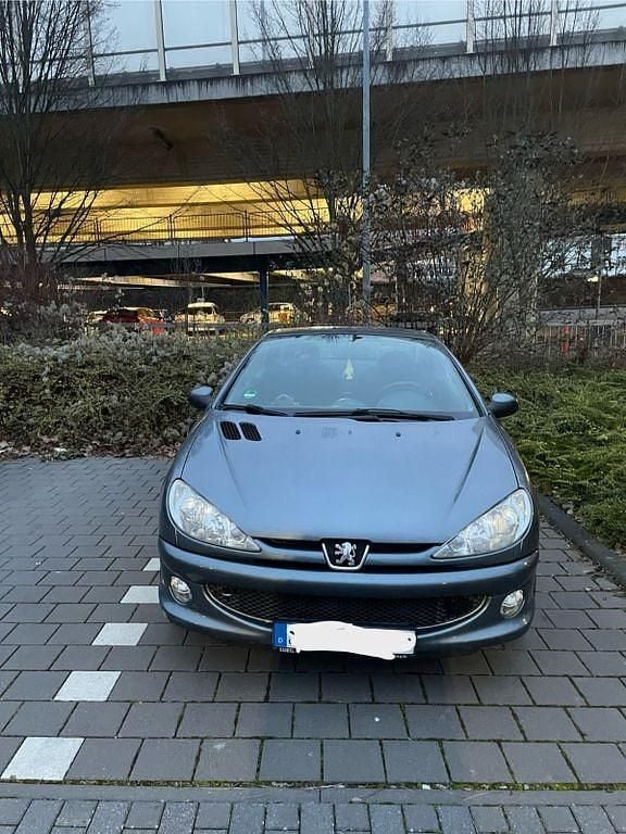 Gebraucht Peugeot 206 CC Filou 109 PS (80 kW) 2006 Grau Cabrio