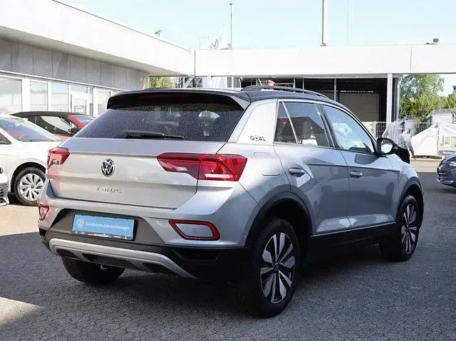 Gebraucht VW T-Roc Goal 150 PS (110 kW) 2025 Pyritsilber metallic SUV