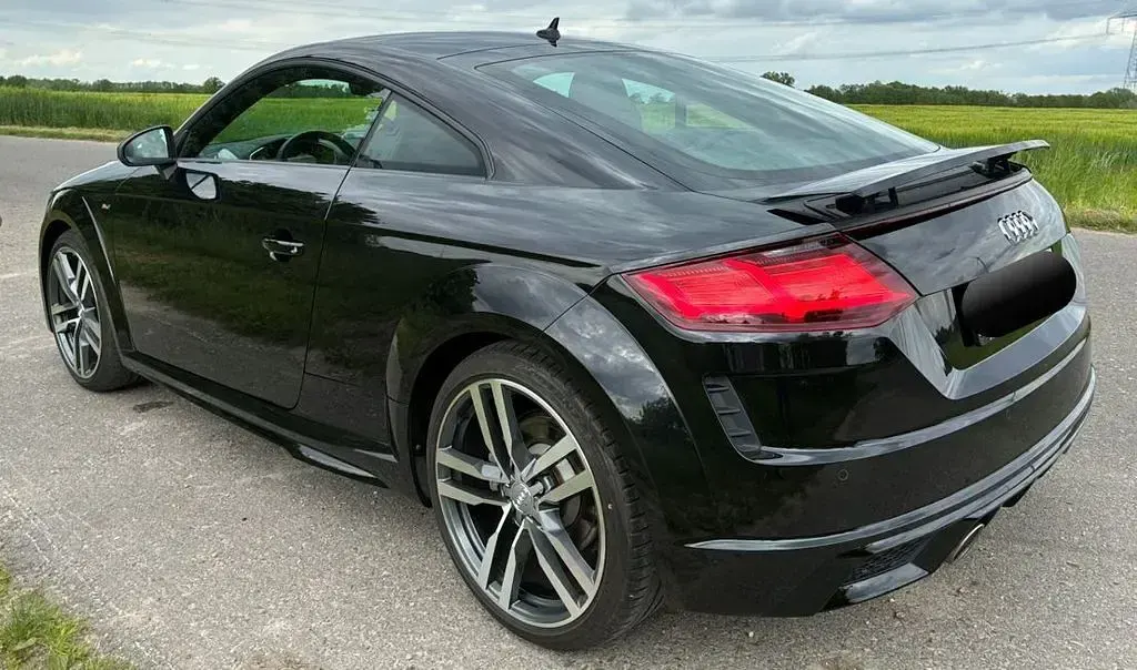 Gebraucht Audi TT Sport 197 PS (144 kW) 2019 Schwarz Coupé