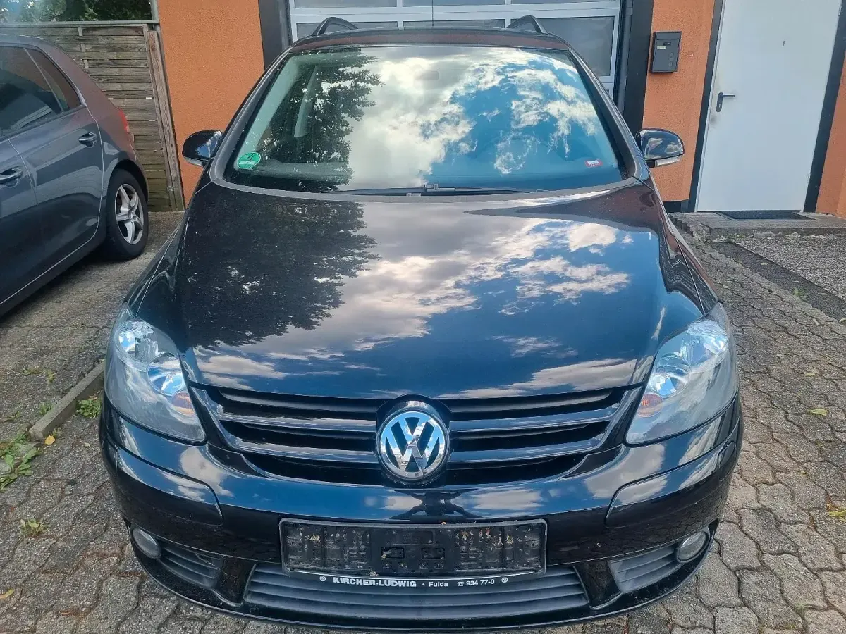 Gebraucht VW Golf Plus Cross United 102 PS (75 kW) 2008 Schwarz Van / Kleinbus