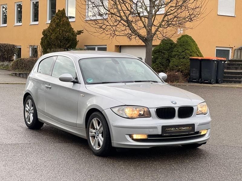 Silber Gebraucht 2008 BMW 120 Kleinwagen | 4.800 € (Guter Preis) - Bild 1/4