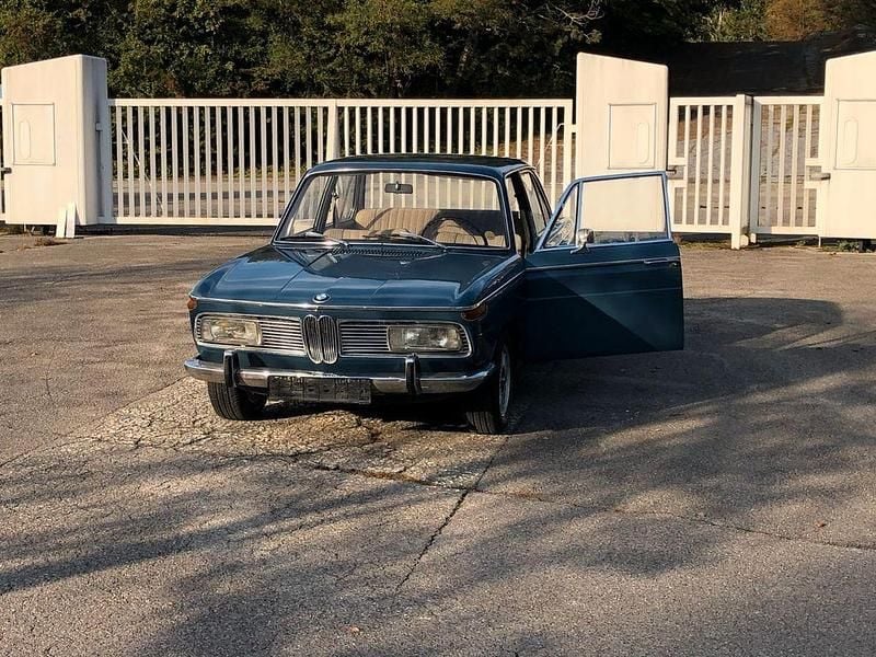 Gebraucht BMW 2000 136 PS (100 kW) 1966 Blau Limousine