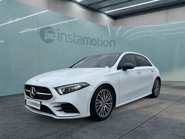 Weiß Gebraucht 2022 Mercedes A200 AMG line Limousine | 31.700 € (Teuer) - Bild 1/2