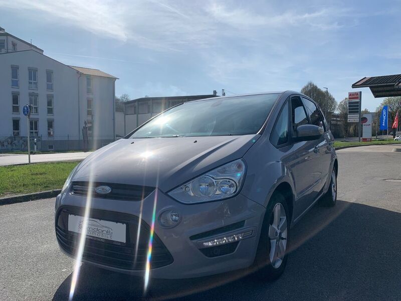 Silber Gebraucht 2011 Ford S-MAX Trend Van / Kleinbus | 8.950 € (Fairer Preis) - Bild 1/4