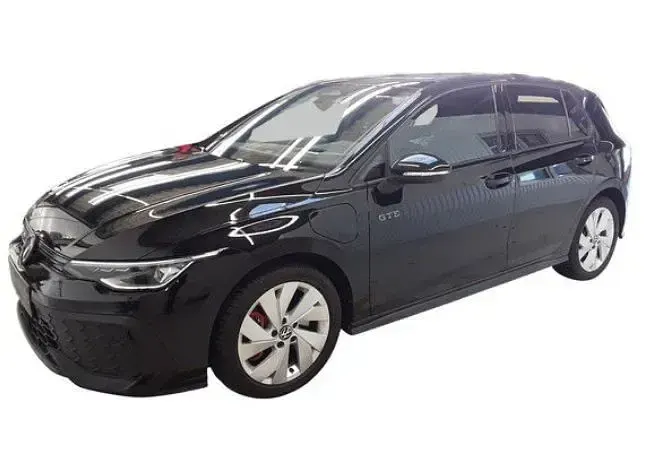 Gebraucht VW Golf VIII GTE 272 PS (200 kW) 2025 Grenadillschwarz Limousine