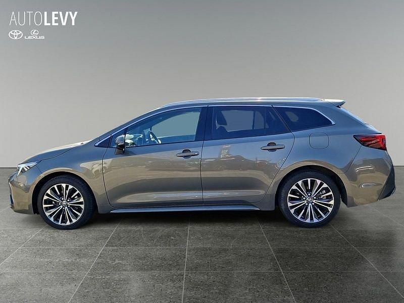 Gebraucht Toyota Corolla 196 PS (144 kW) 2024 Schwarz Kombi