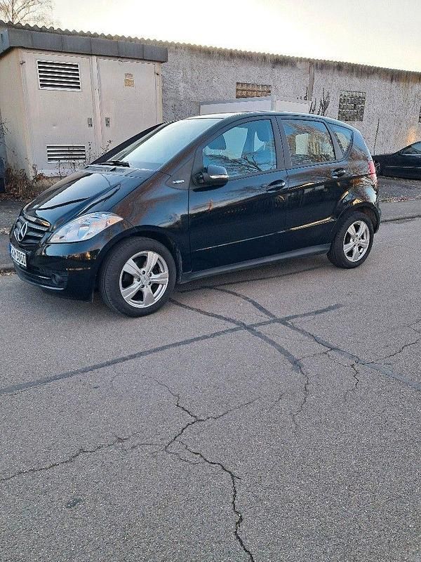 Gebraucht Mercedes A160 95 PS (69 kW) 2011 Schwarz Van / Kleinbus