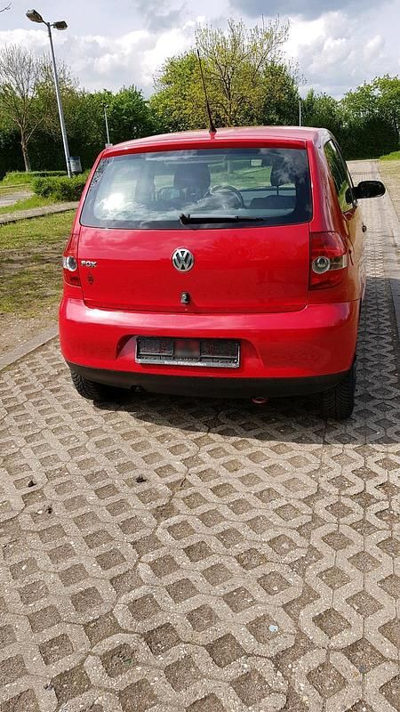 Second-hand VW Fox 54 CP (39 kW) 2009 Roșu Hatchback
