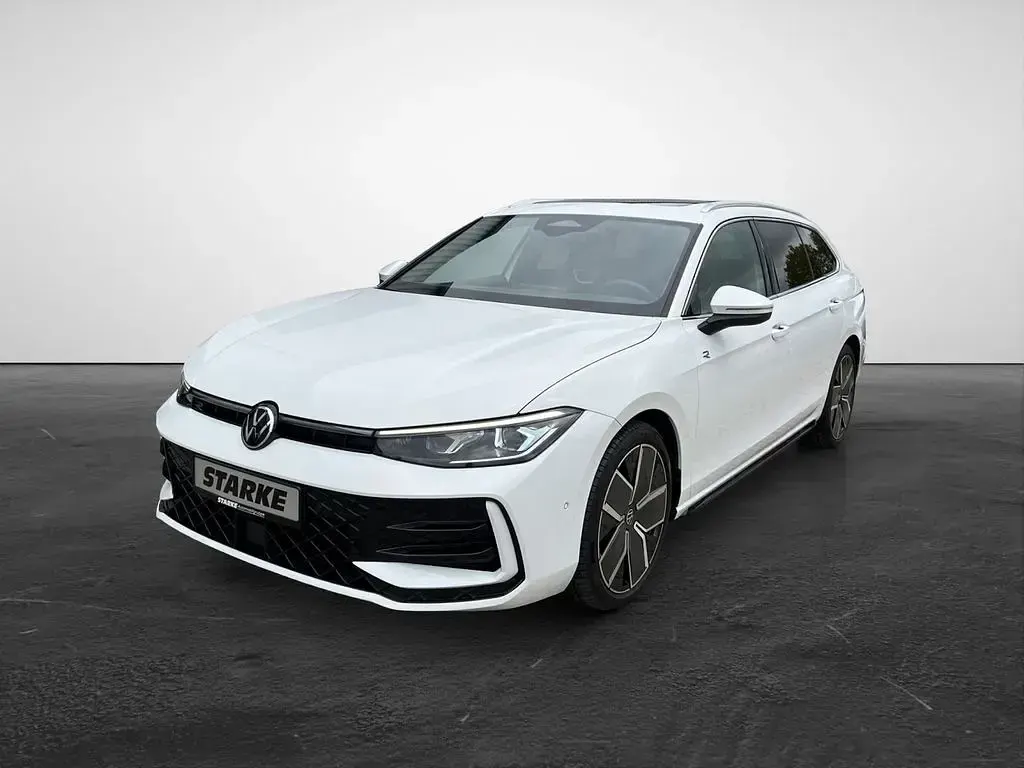 Gebraucht VW Passat Business 150 PS (110 kW) 2024 Weiß (gletscherweiß metallic) Kombi