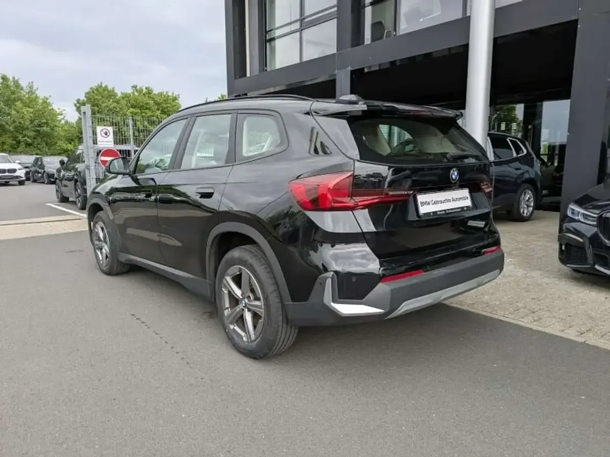 Gebraucht BMW X1 136 PS (100 kW) 2023 Schwarz SUV