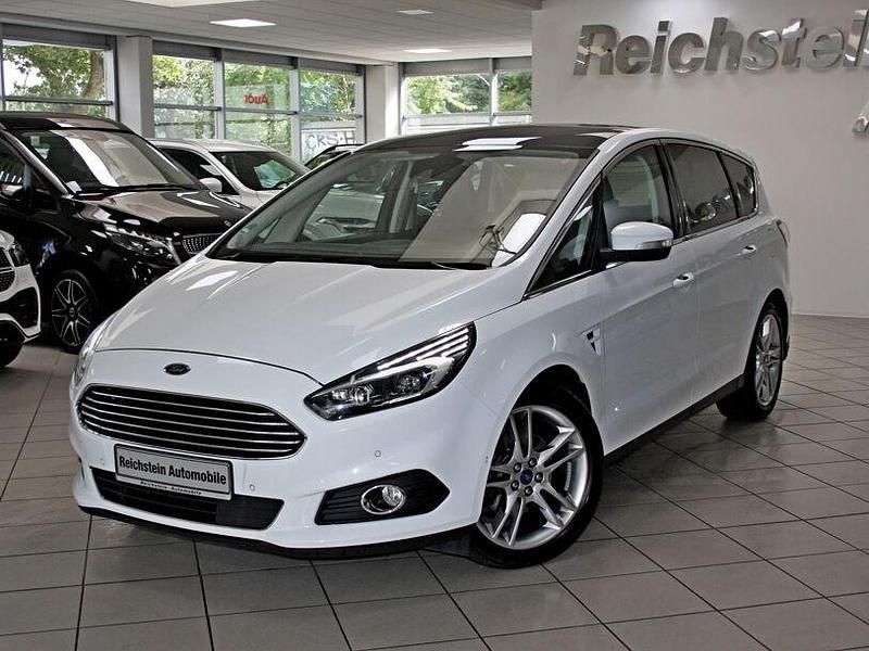 Frostweiss Gebraucht 2017 Ford S-MAX Titanium Van / Kleinbus | 19.980 € (Fairer Preis) - Bild 1/4