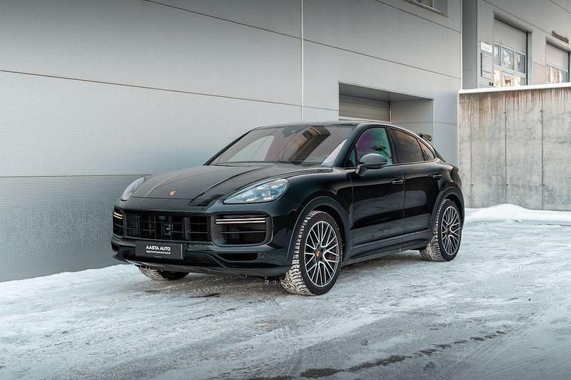 Gebraucht Porsche Cayenne Turbo GT 640 PS (470 kW) 2023 Schwarz SUV