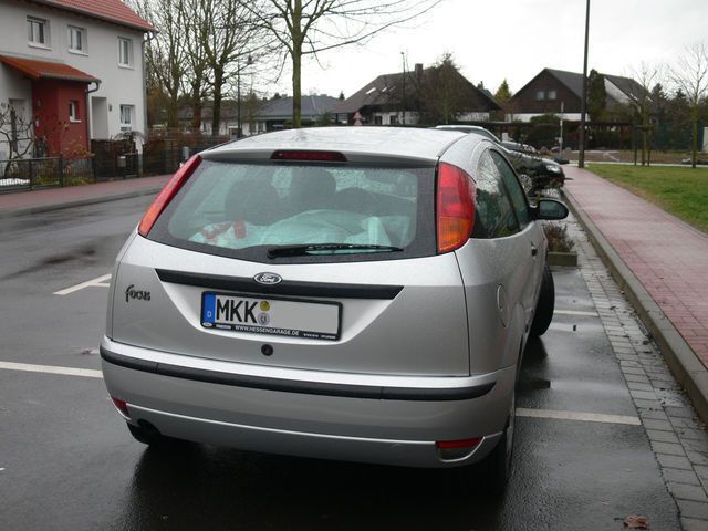 Gebraucht Ford Focus 136 PS (100 kW) 2002 Silber Limousine