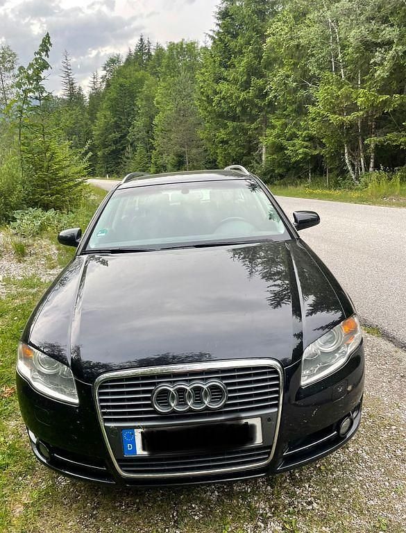 Second-hand Audi A4 Sport 140 CP (102 kW) 2005 Negru Break