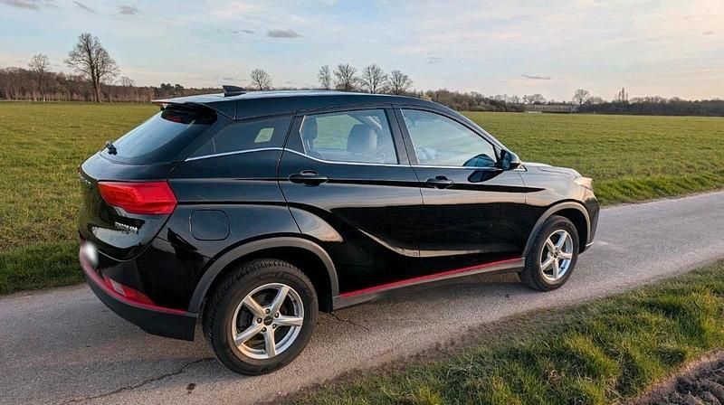 Second-hand DFSK 500 106 CP (77 kW) 2024 Negru SUV