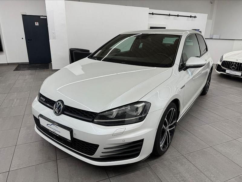 Weiß Gebraucht 2014 VW Golf VII GTD Limousine | 13.500 € (Fairer Preis) - Bild 1/4