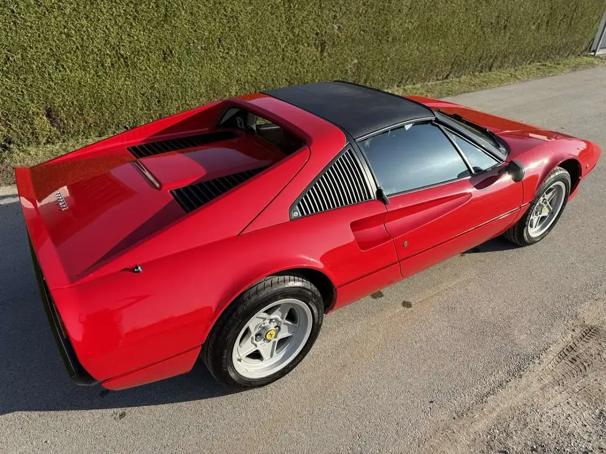 Second-hand Ferrari 308 223 CP (164 kW) 1980 Roșu Coupe