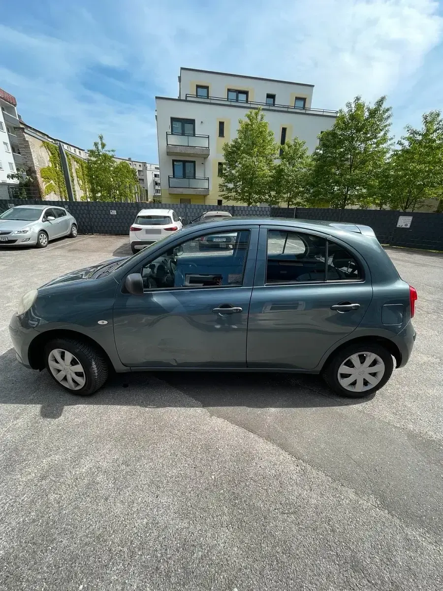 Gebraucht Nissan Micra 80 PS (58 kW) 2012 Grau Kleinwagen