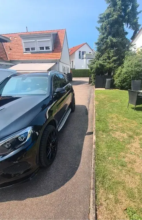 Gebraucht Mercedes GLC250 204 PS (150 kW) 2016 Schwarz SUV