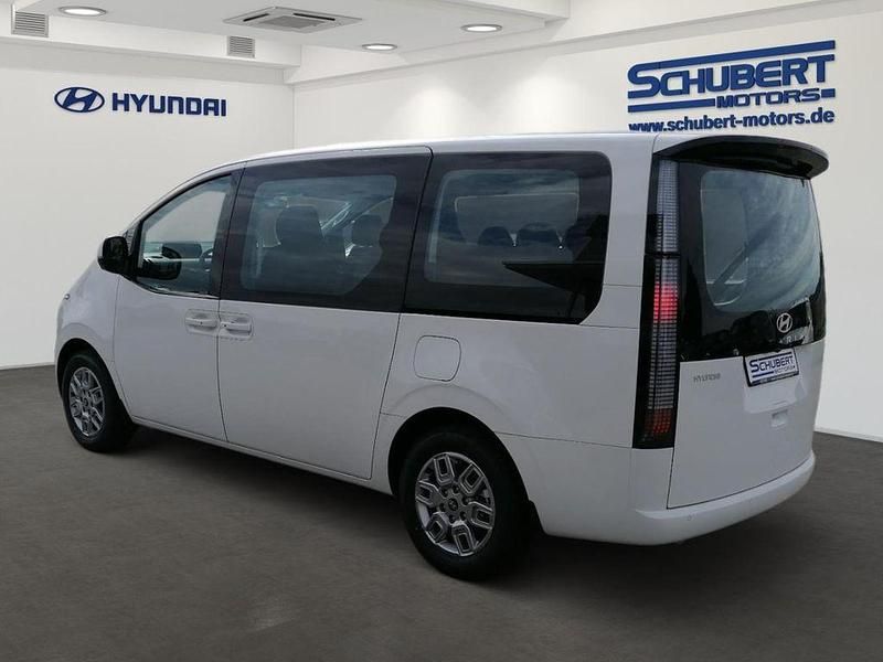 Neu Hyundai Staria Trend 226 PS (166 kW) 2025 Creamy white / sol Van / Kleinbus