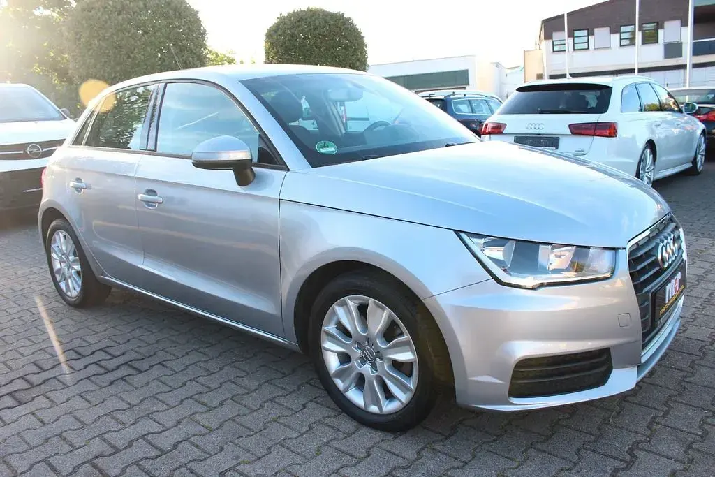 Gebraucht Audi A1 Sportback Sport 125 PS (91 kW) 2017 Silber Kleinwagen