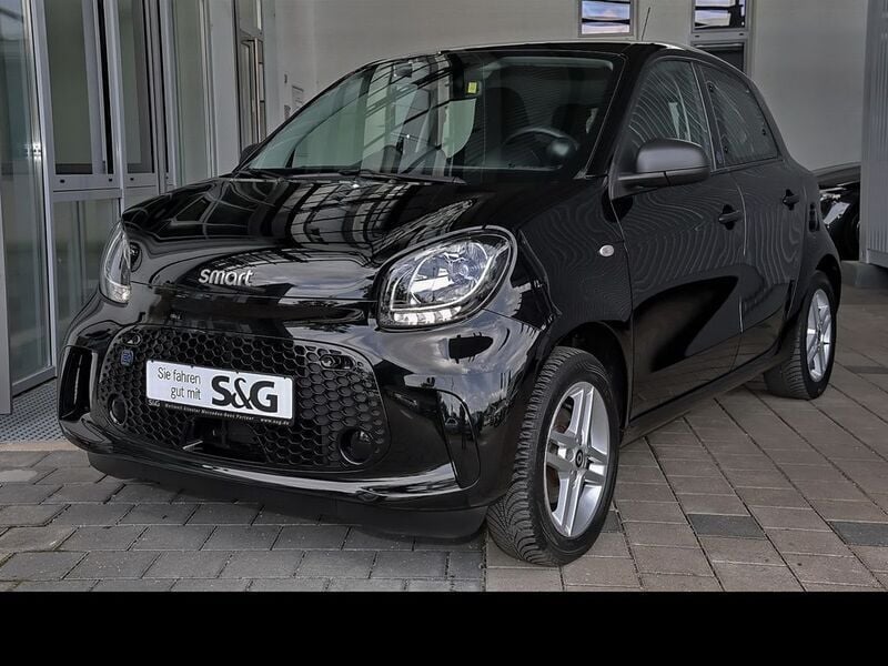 Schwarz Gebraucht 2022 Smart ForFour Electric Drive Limousine | 9.990 € (Fairer Preis) - Bild 1/4