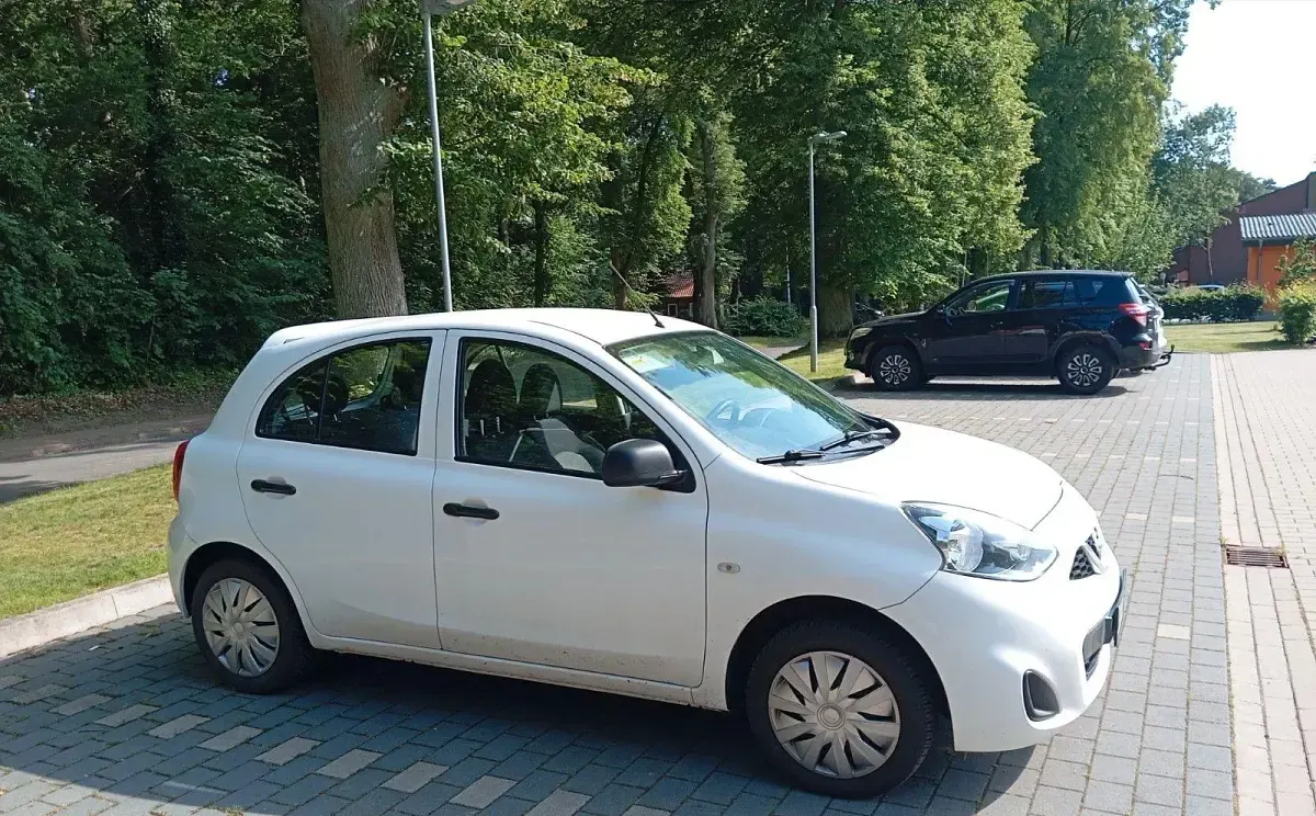 Gebraucht Nissan Micra Visia 80 PS (58 kW) 2016 Weiß Kleinwagen