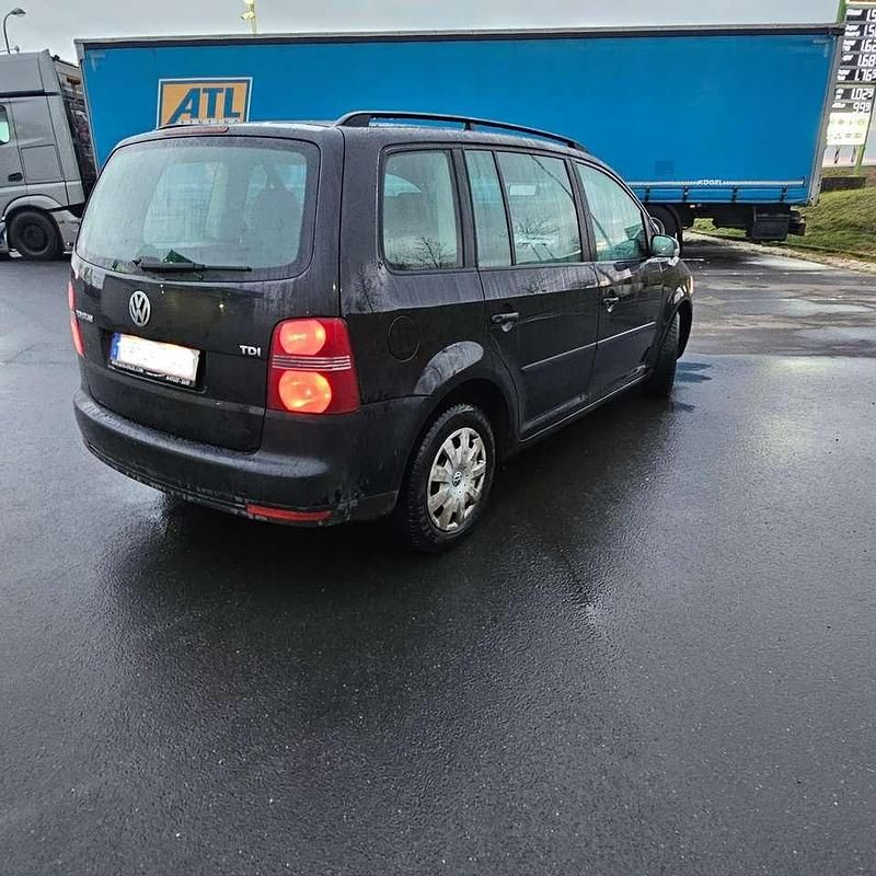 Gebraucht VW Touran Trendline 105 PS (77 kW) 2007 Schwarz Van / Kleinbus