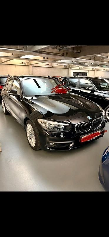 Gebraucht BMW 118 136 PS (100 kW) 2018 Schwarz Kleinwagen