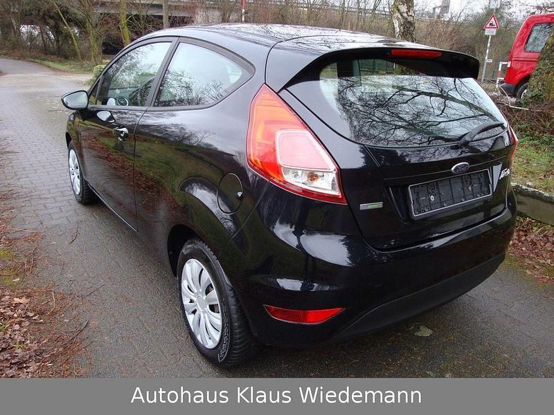 Gebraucht Ford Fiesta SYNC Edition 101 PS (74 kW) 2016 Schwarz Kleinwagen