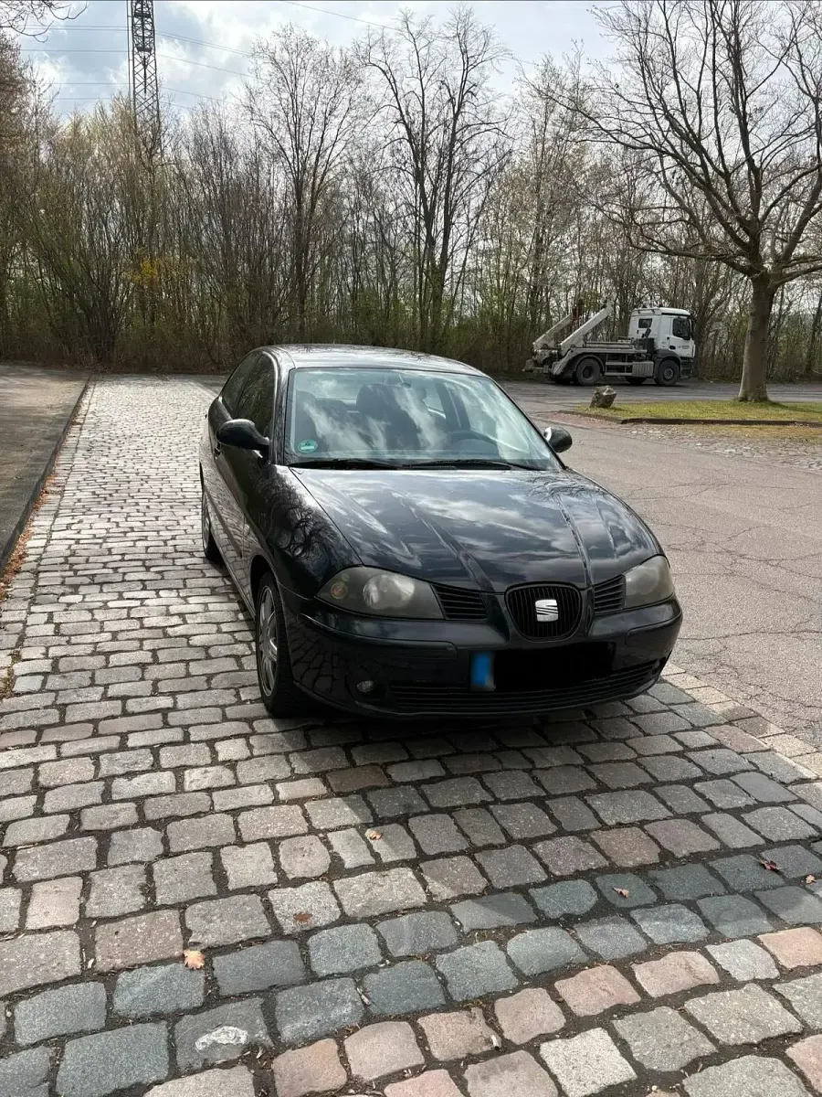 Gebraucht Seat Ibiza 75 PS (55 kW) 2005 Schwarz Kleinwagen