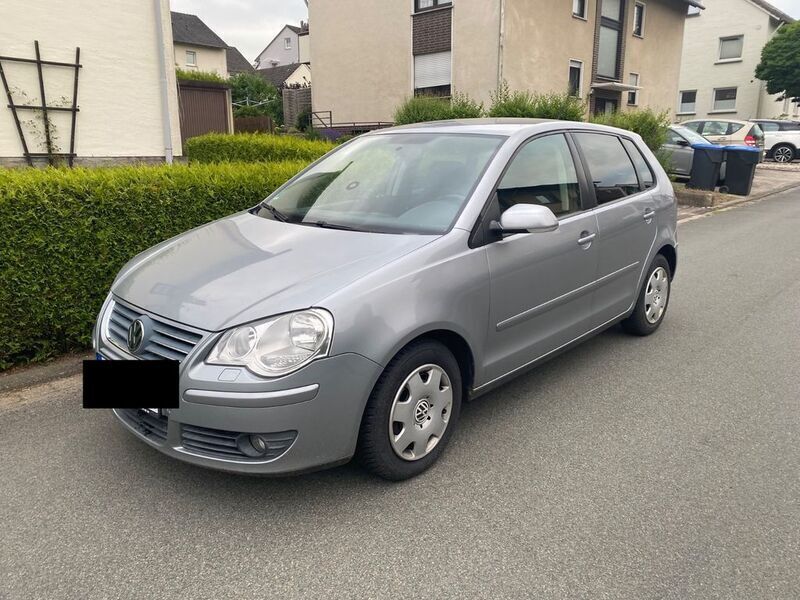 Blau Gebraucht 2006 VW Polo Limousine | 1.500 € (Guter Preis) - Bild 1/4