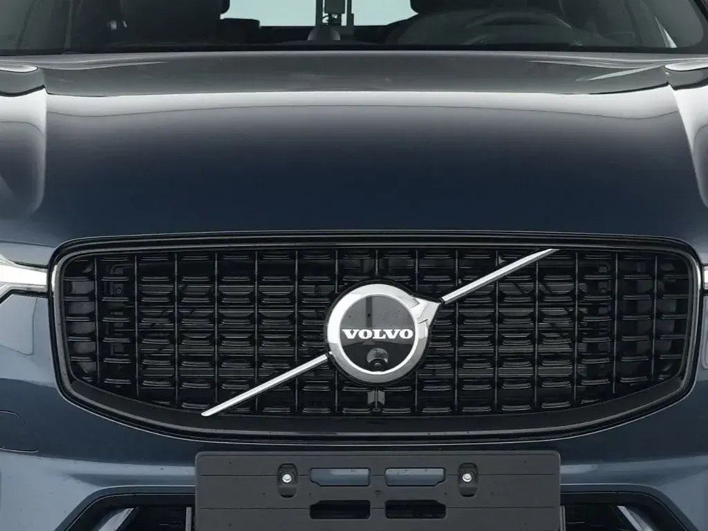 Gebraucht Volvo XC60 Ultra 250 PS (183 kW) 2025 Blau SUV
