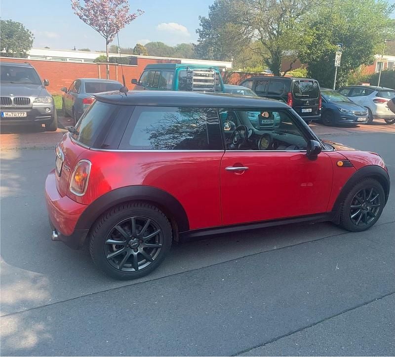 Rot Gebraucht 2009 Mini Cooper Kleinwagen | 3.700 € (Superpreis) - Bild 1/4