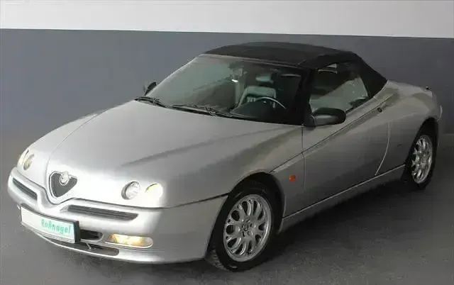 Gebraucht Alfa Romeo Spider 150 PS (110 kW) 2001 Silber Cabrio