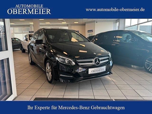 Schwarz Gebraucht 2017 Mercedes B200 Urban Van / Kleinbus | 16.950 € (Fairer Preis) - Bild 1/4