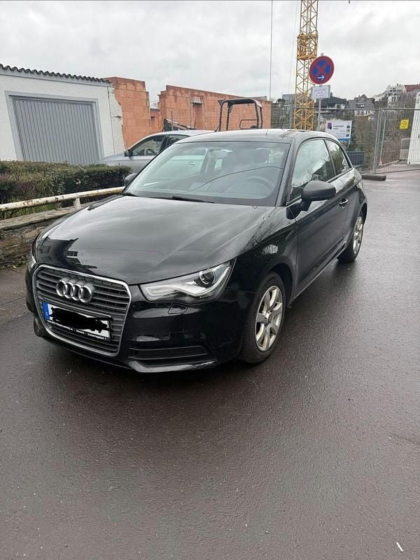 Gebraucht Audi A1 105 PS (77 kW) 2012 Schwarz Kleinwagen