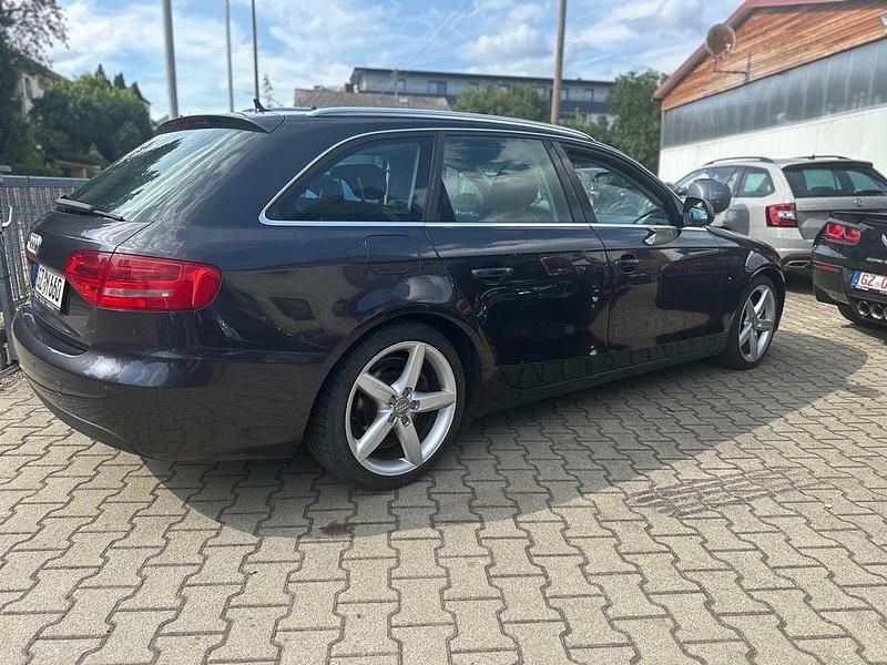 Gebraucht Audi A4 Performance 140 PS (102 kW) 2008 Schwarz Kombi