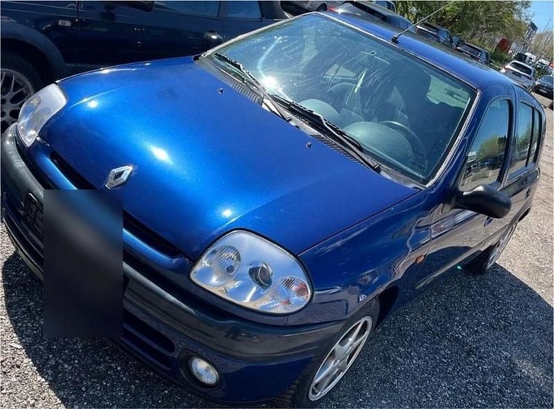 Blau Gebraucht 1999 Renault Clio II Kleinwagen | 1.199 € (Etwas zu teuer) - Bild 1/4