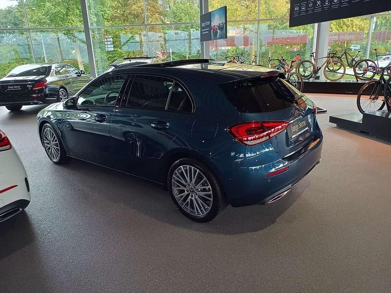 Gebraucht Mercedes A200 Advanced 150 PS (110 kW) 2022 Limousine