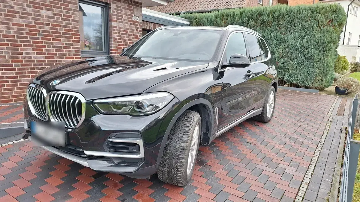 Używany BMW X5 286 KM (210 kW) 2022 Czarny SUV